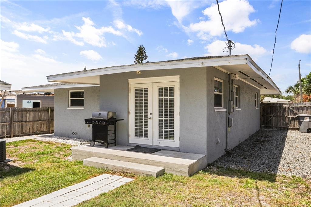 159 Holland Road Ormond Beach, FL 32176 - Photo 27 of 55 a front view of a house with a yard