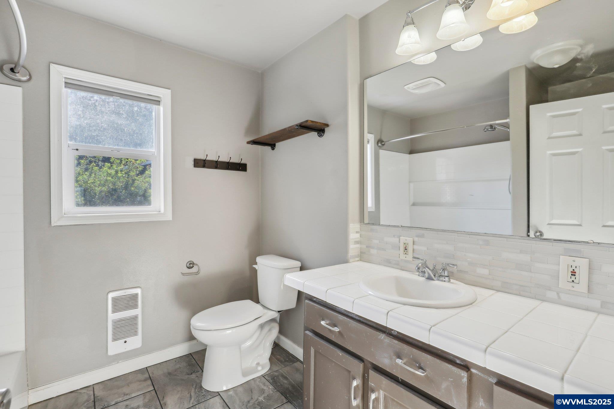 20906 Butteville Road Northeast Donald, OR 97020 - Photo 20 of 35 Gallery Image 20