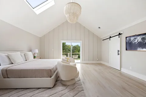 $3,295,000 | 286 Montauk Highway, Southampton, NY 11968