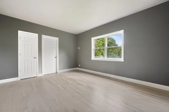 $3,295,000 | 286 Montauk Highway, Southampton, NY 11968