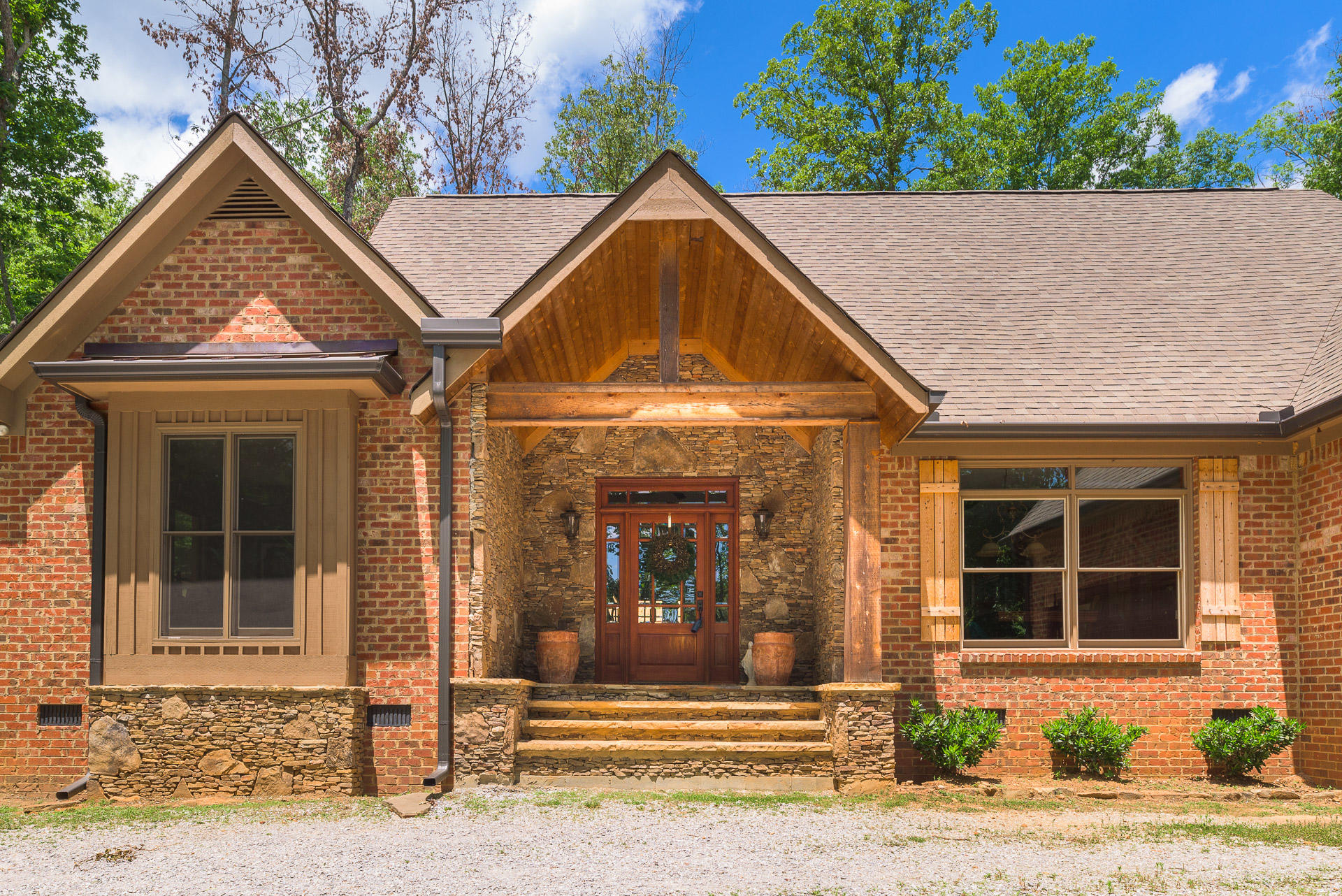 7993 Selcer Road Hixson, TN 37343 - Photo 2 of 27 7993 Selcer Rd