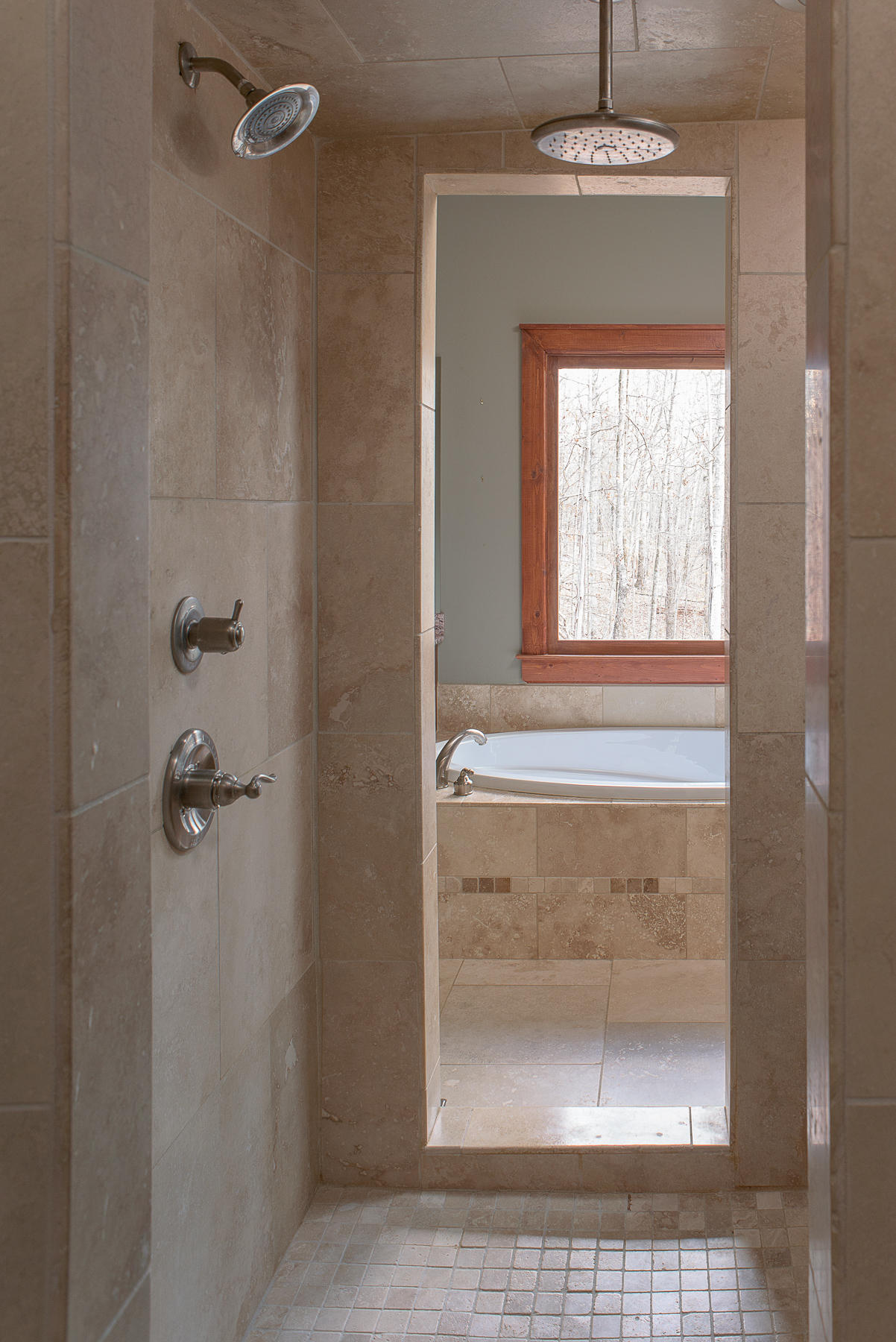 7993 Selcer Road Hixson, TN 37343 - Photo 17 of 27 Master Bath