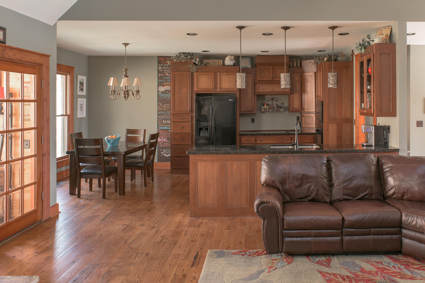 7993 Selcer Road Hixson, TN 37343 - Photo 5 of 27 Living Room