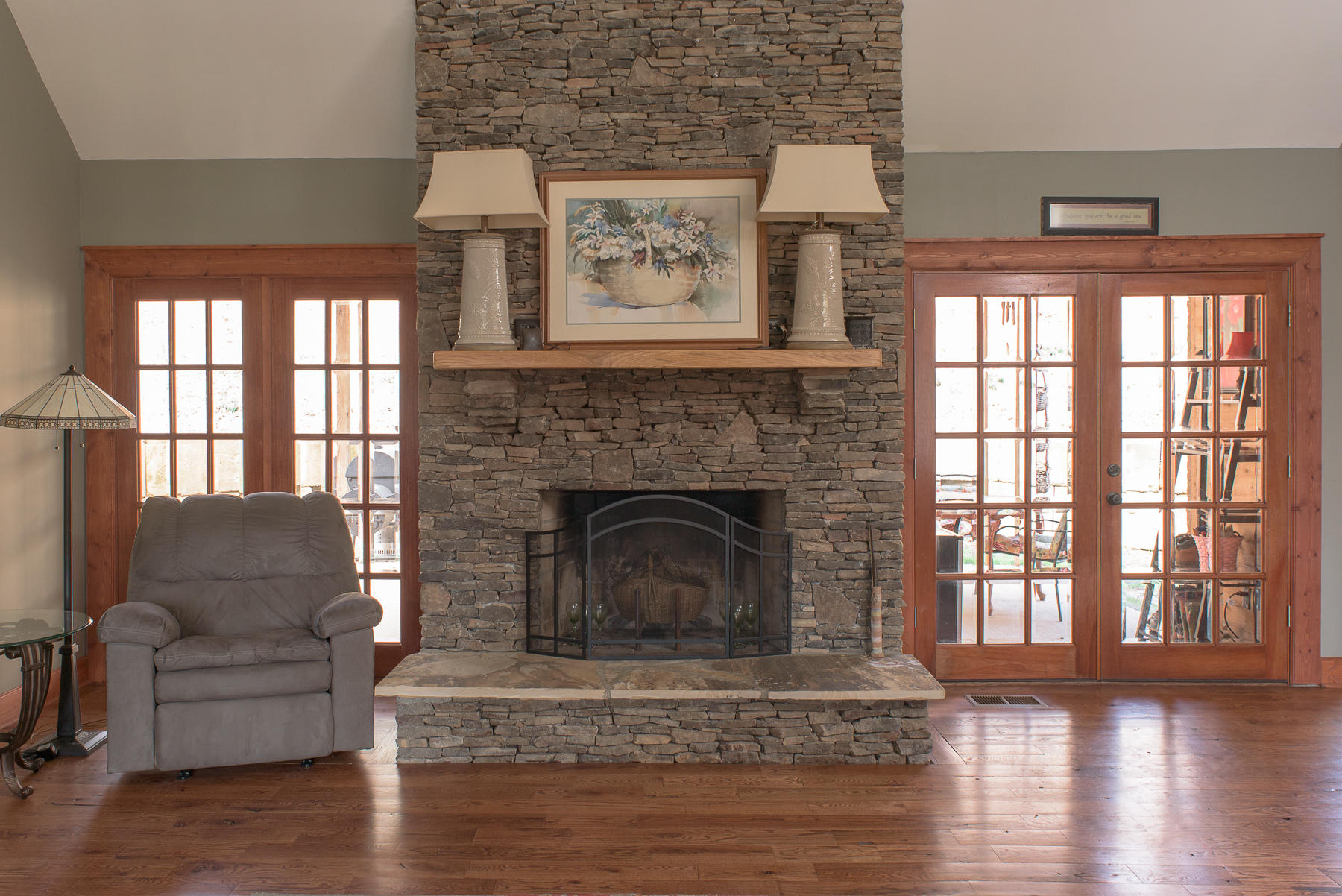 7993 Selcer Road Hixson, TN 37343 - Photo 7 of 27 Living Room