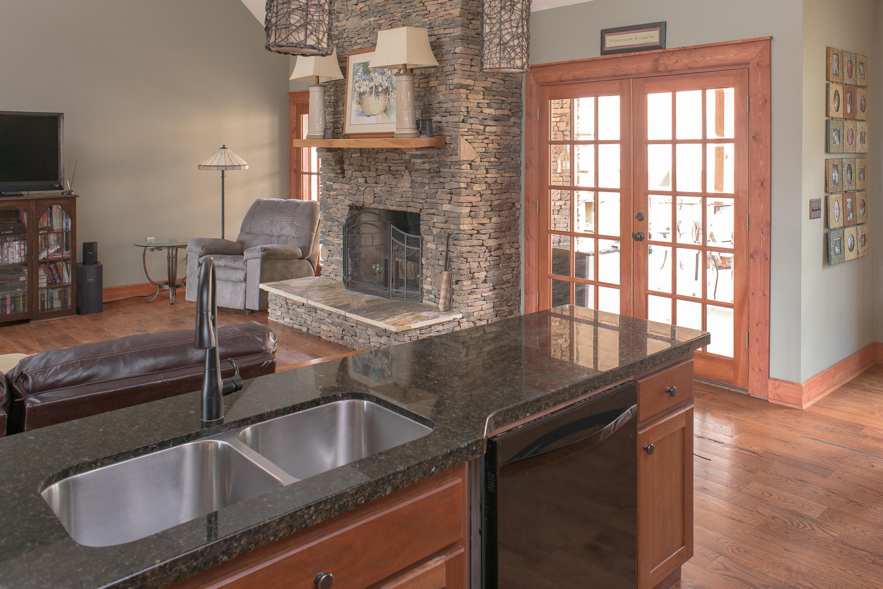 7993 Selcer Road Hixson, TN 37343 - Photo 8 of 27 Kitchen