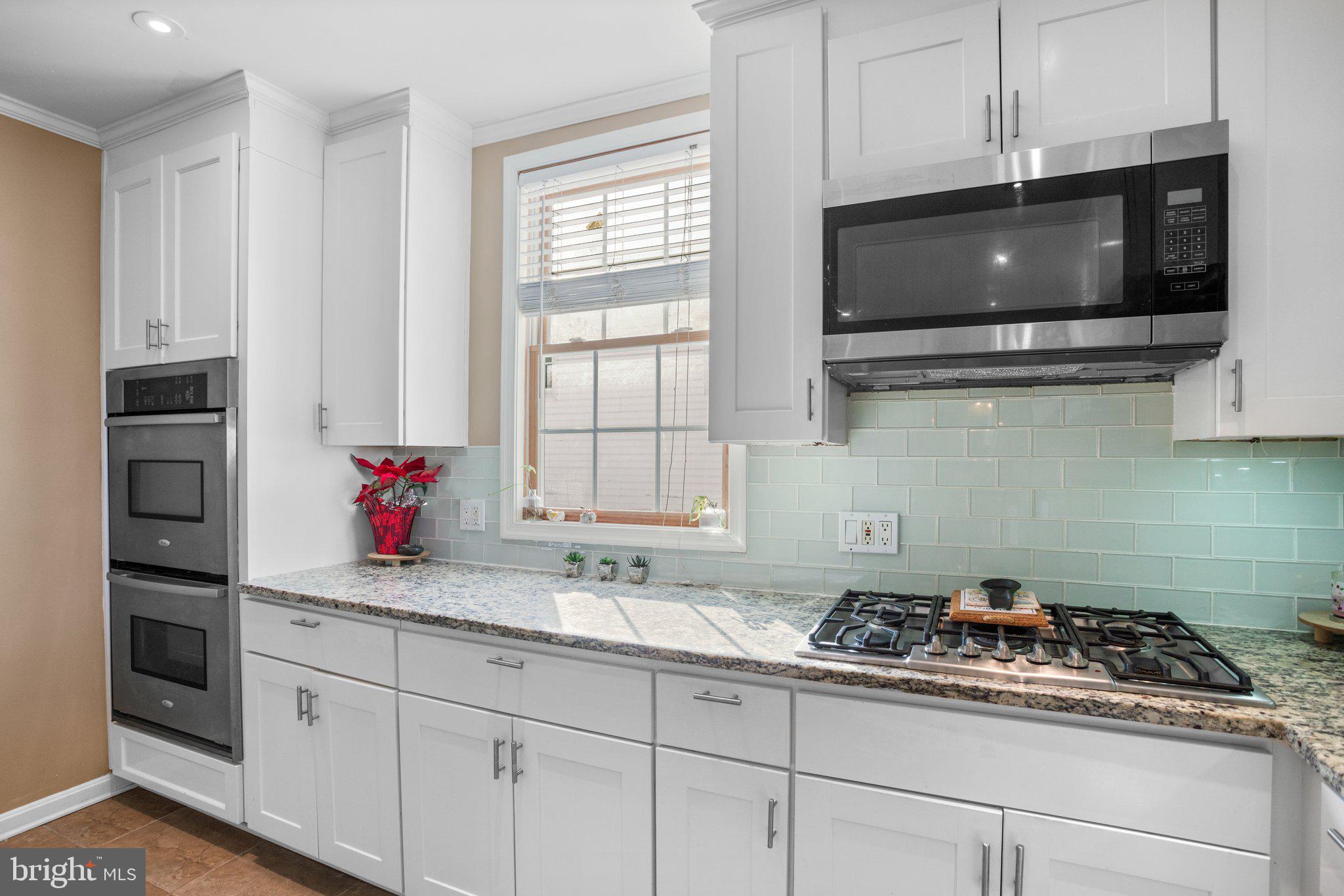 3604 Hineline Road Baltimore, MD 21229 - Photo 14 of 36 Gas Cooking and Double Oven!!