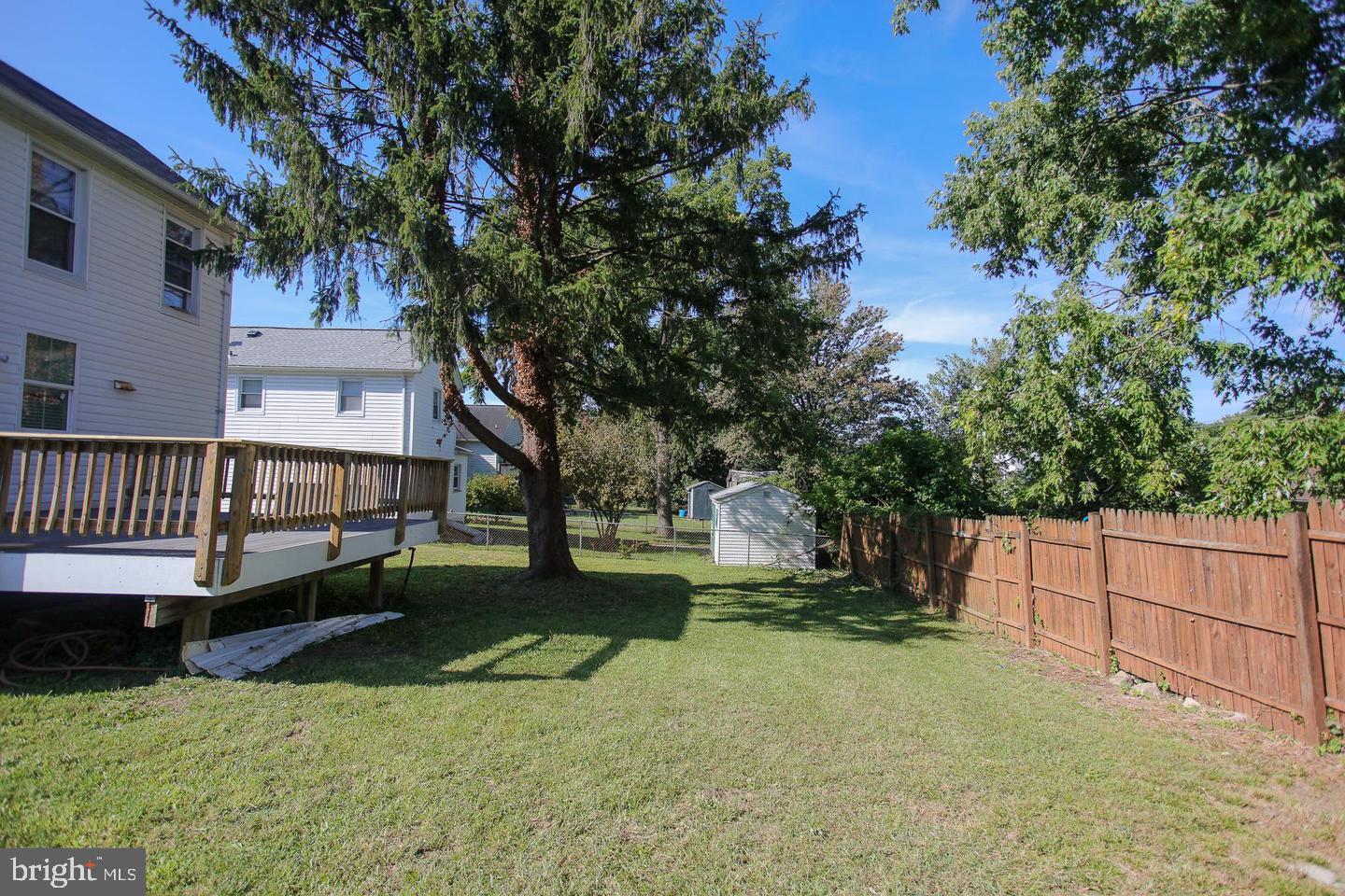 3604 Hineline Road Baltimore, MD 21229 - Photo 35 of 36 Side Yard