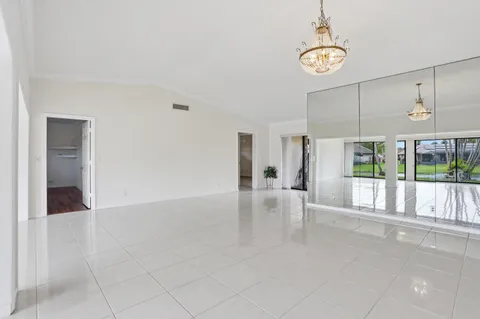 $495,000 | 10426 Vereda Circle, Boynton Beach, FL 33436