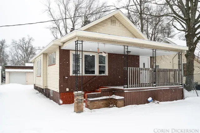 $164,900 | 1168 East Apple Avenue, Muskegon, MI 49442