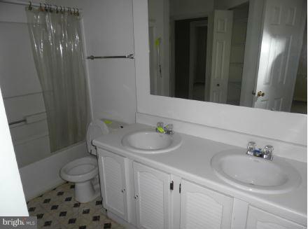808 Stratford Way, Unit F Frederick, MD 21701 - Photo 6 of 10 Interior (General)