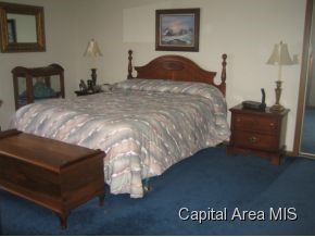 2613 Cooper Avenue Springfield, IL 62704 - Photo 3 of 11 Gallery Image 3