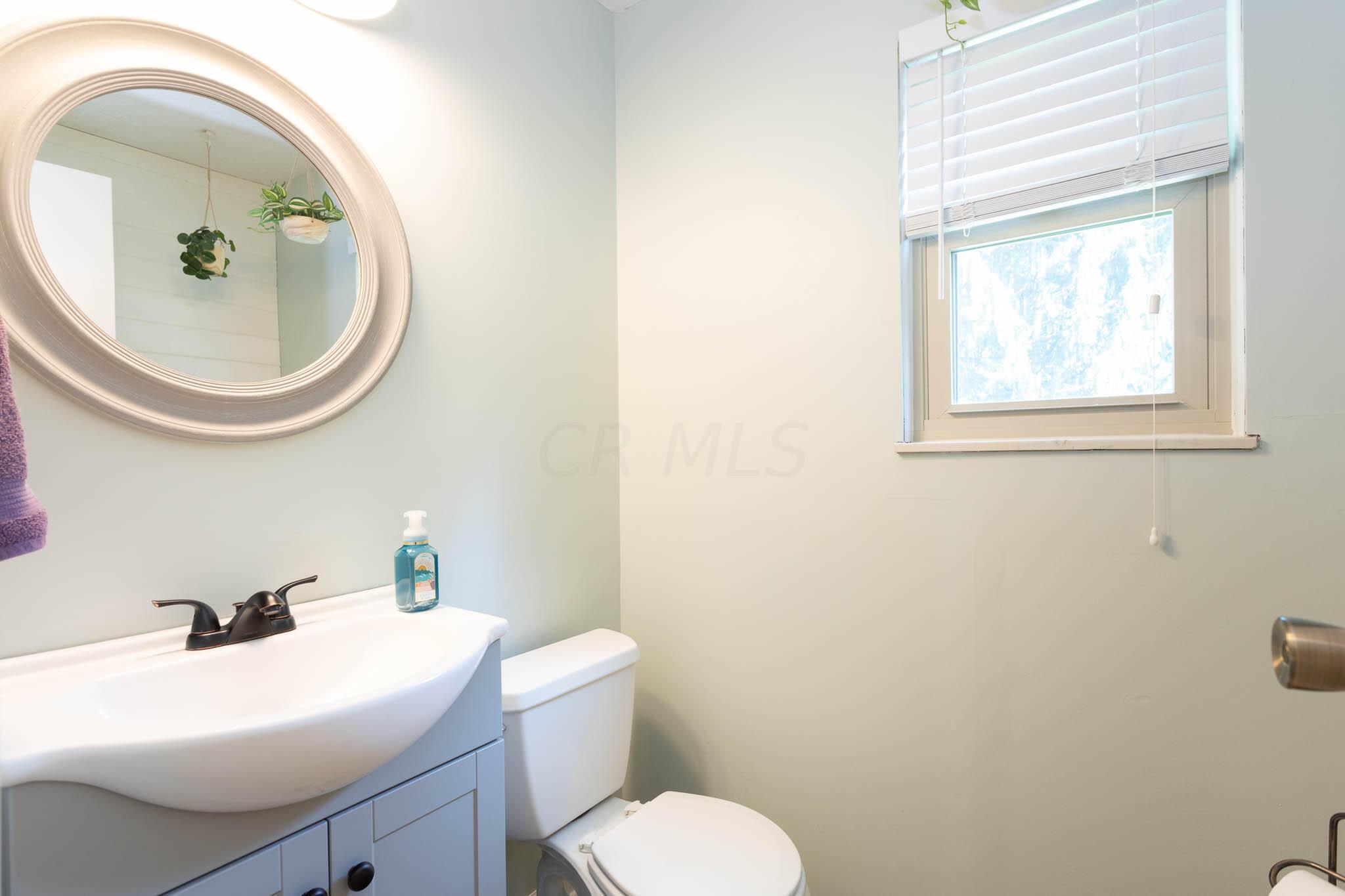 320 Rimbey Avenue Columbus, OH 43230 - Photo 13 of 32 320 Rimbey Ave Columbus-13