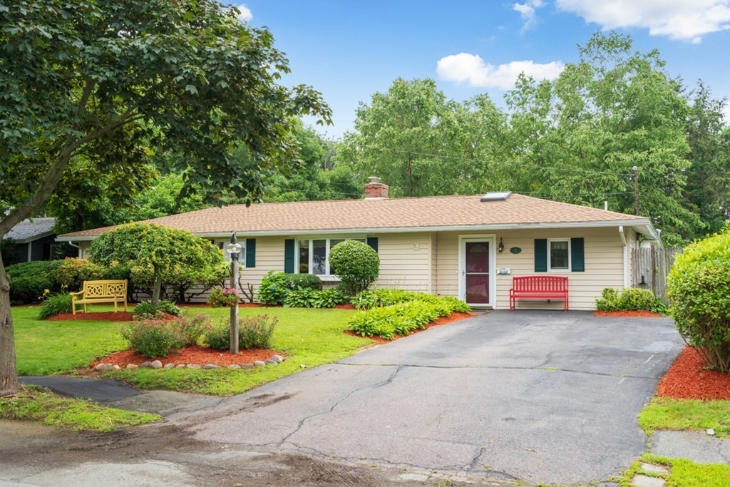 28 Colgate Road Beverly, MA 01915 - Photo 1 of 39 Gallery Image 1