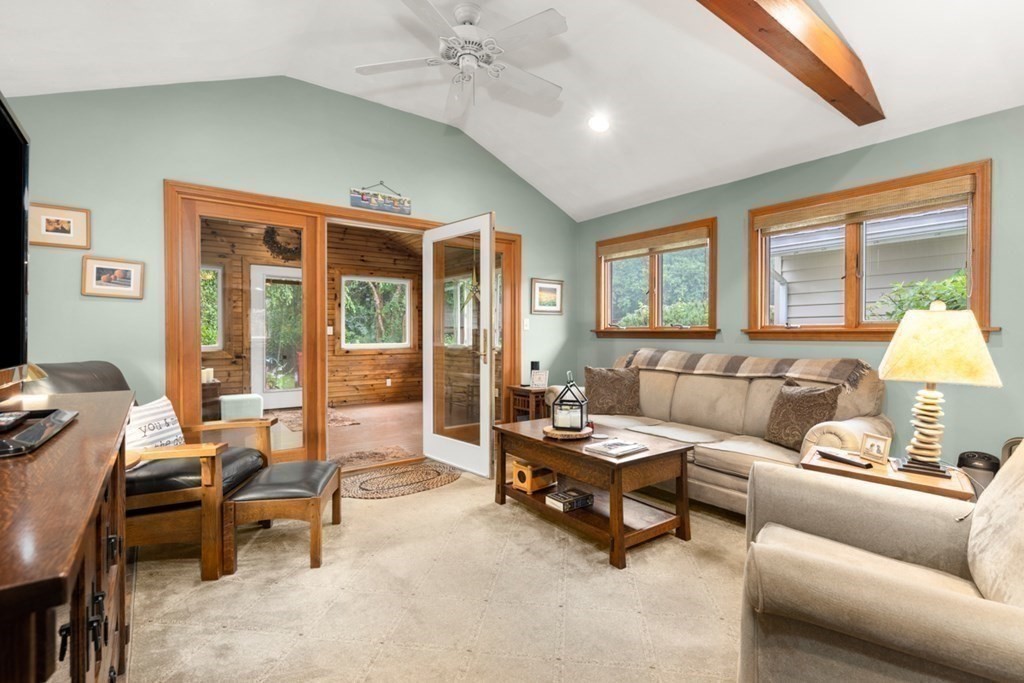 28 Colgate Road Beverly, MA 01915 - Photo 13 of 39 Gallery Image 13