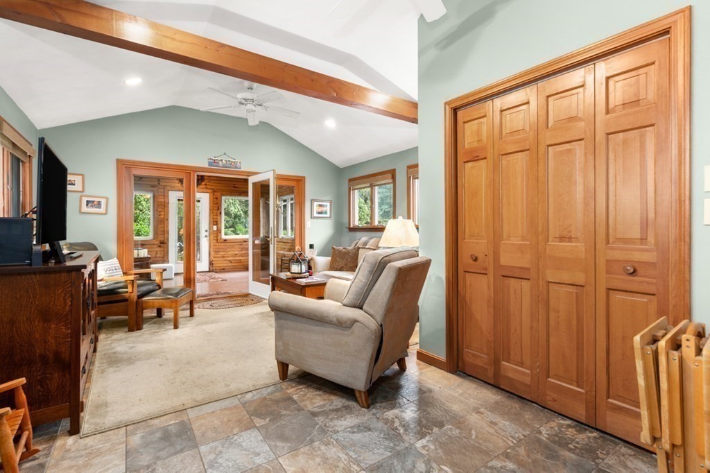 28 Colgate Road Beverly, MA 01915 - Photo 15 of 39 Gallery Image 15