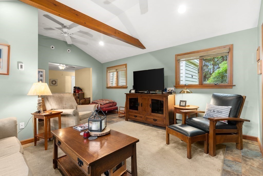 28 Colgate Road Beverly, MA 01915 - Photo 16 of 39 Gallery Image 16