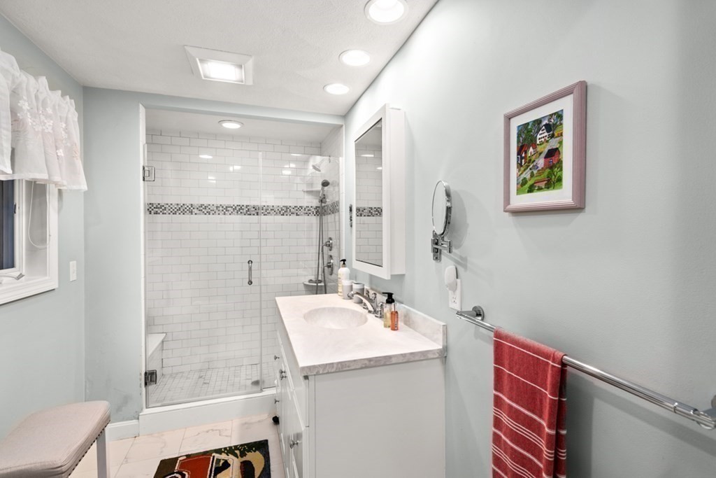 28 Colgate Road Beverly, MA 01915 - Photo 20 of 39 Gallery Image 20
