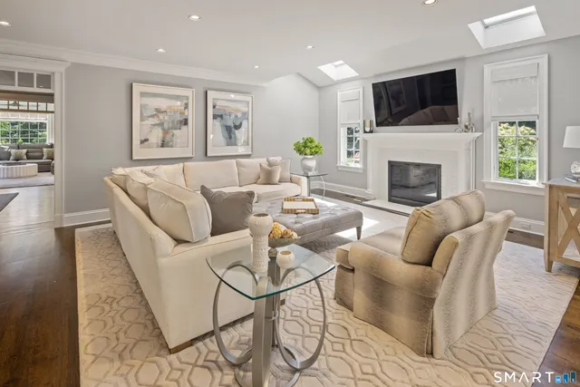 $3,775,000 | 110 Queens Grant Drive, Fairfield, CT 06824