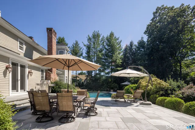 $3,775,000 | 110 Queens Grant Drive, Fairfield, CT 06824