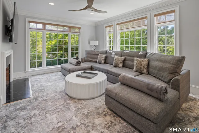 $3,775,000 | 110 Queens Grant Drive, Fairfield, CT 06824