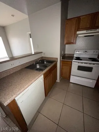$1,150 | 2031 Hussium Hills Street, Unit 102, Las Vegas, NV 89108