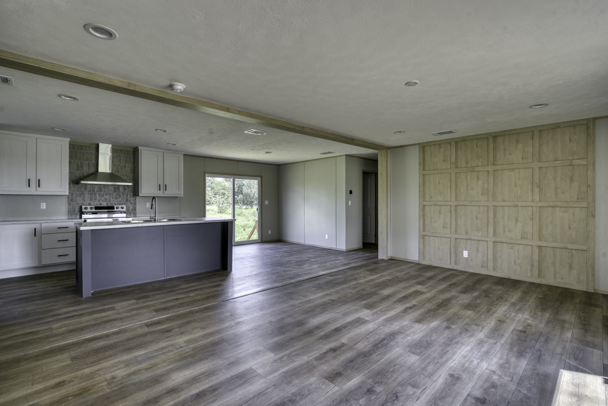 9960 Goose Prairie Road Midway, TX 75852 - Photo 6 of 28 Living Room