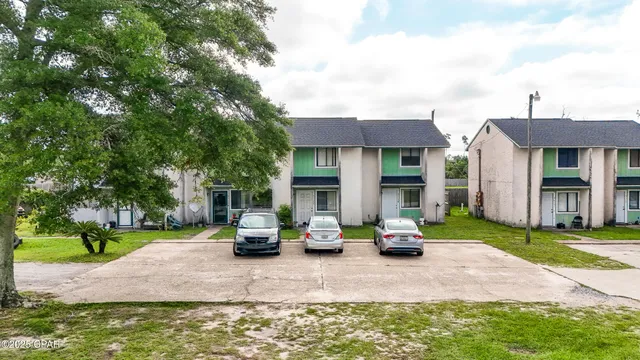 $850,000 | Undisclosed Address, Panama City, FL 32404