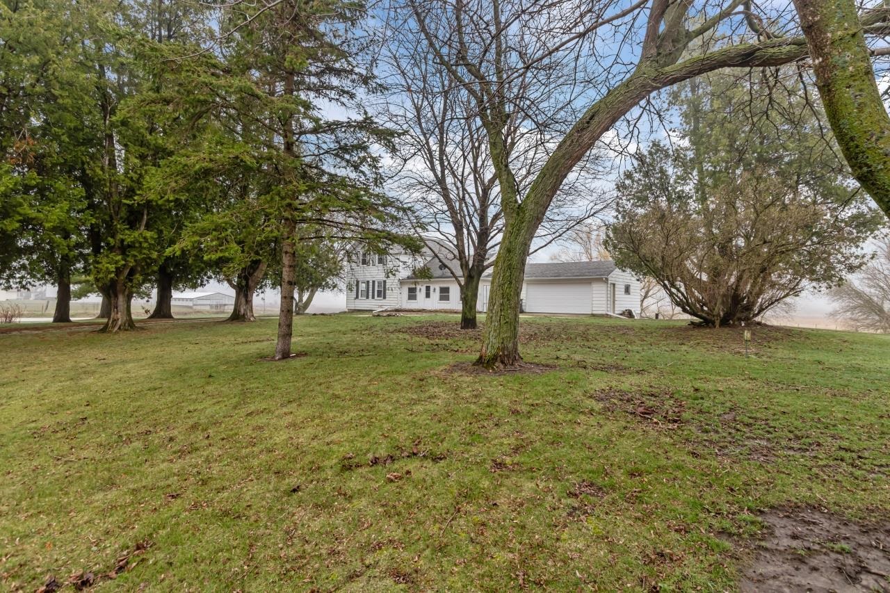 W907 Foundry Road New Holstein, WI 53061 - Photo 29 of 37