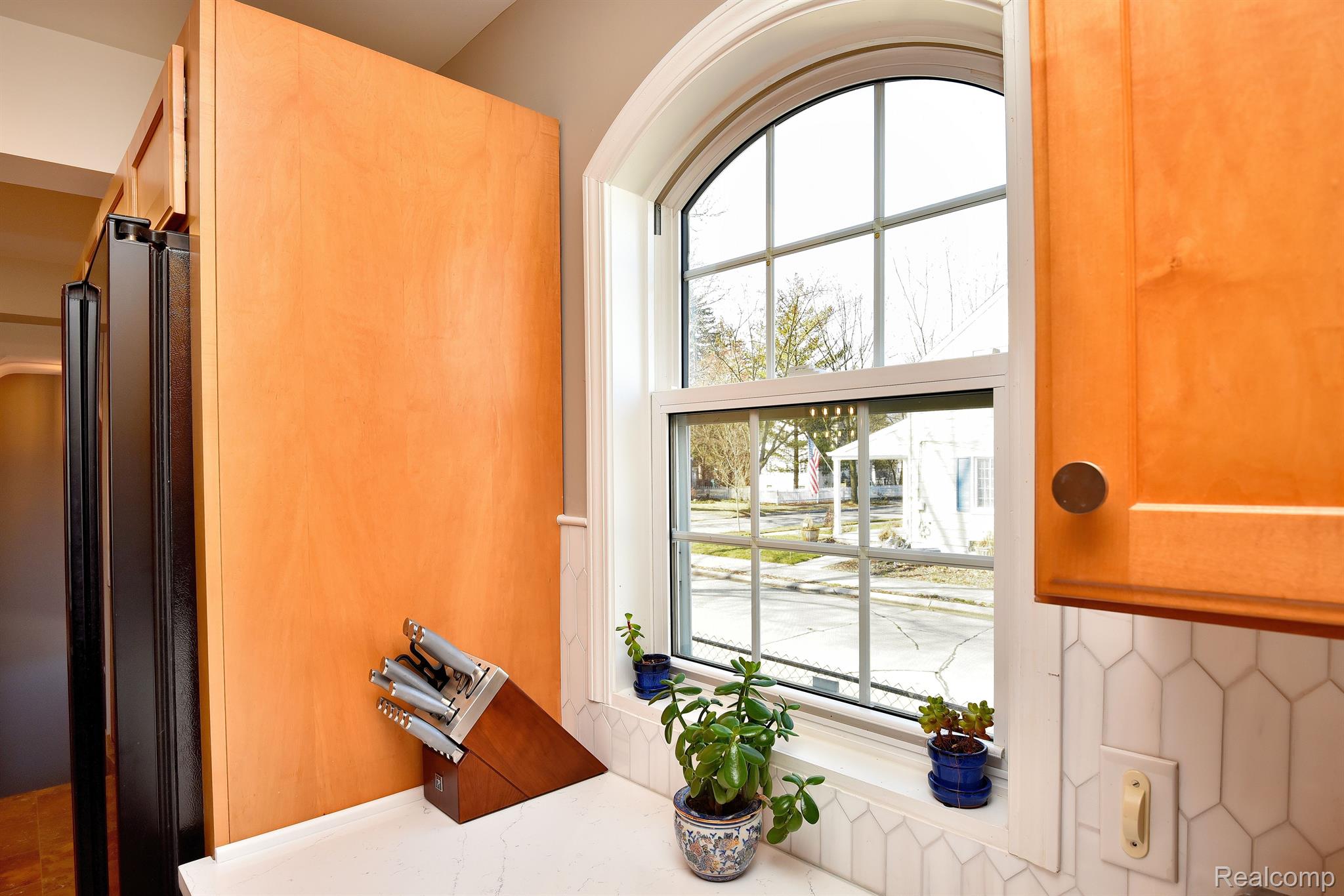 1258 Oxford Road Berkley, MI 48072 - Photo 12 of 42 Gallery Image 12