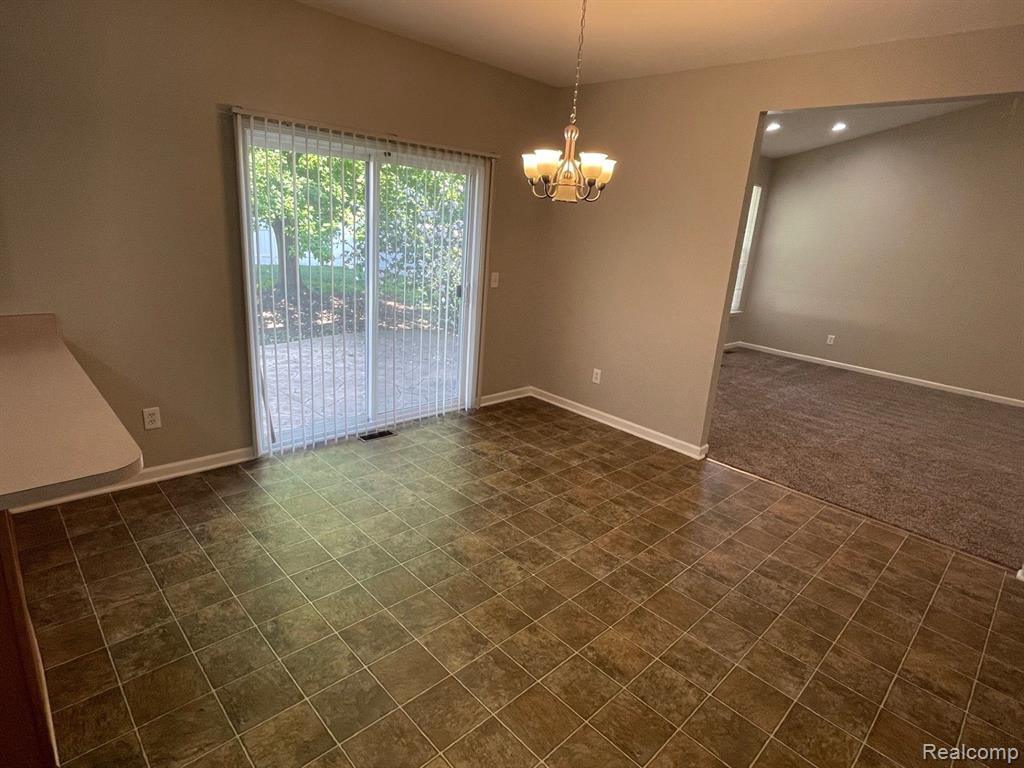 2720 Eastern Avenue Rochester Hills, MI 48307 - Photo 10 of 26