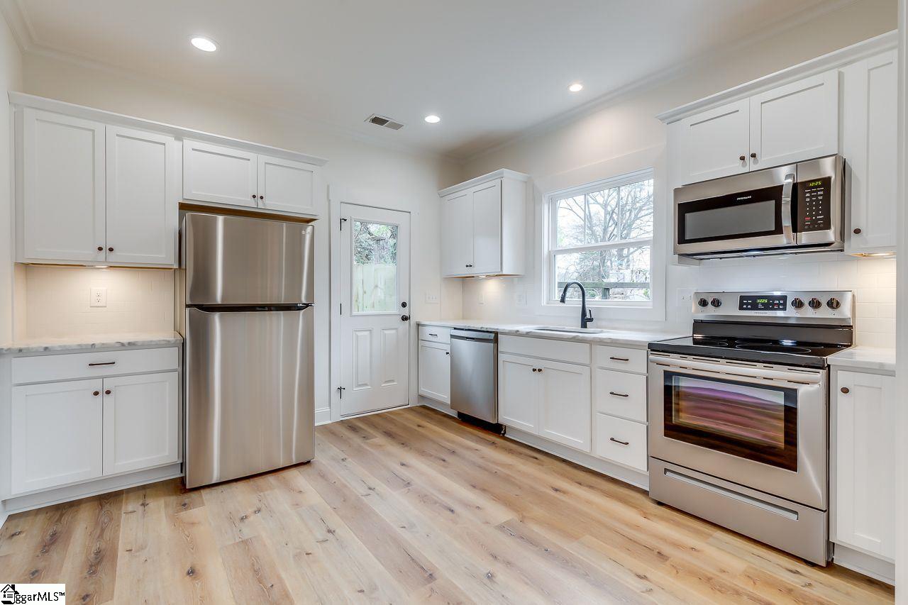 4 Hall Street Greenville, SC 29607 - Photo 7 of 16 Gallery Image 7