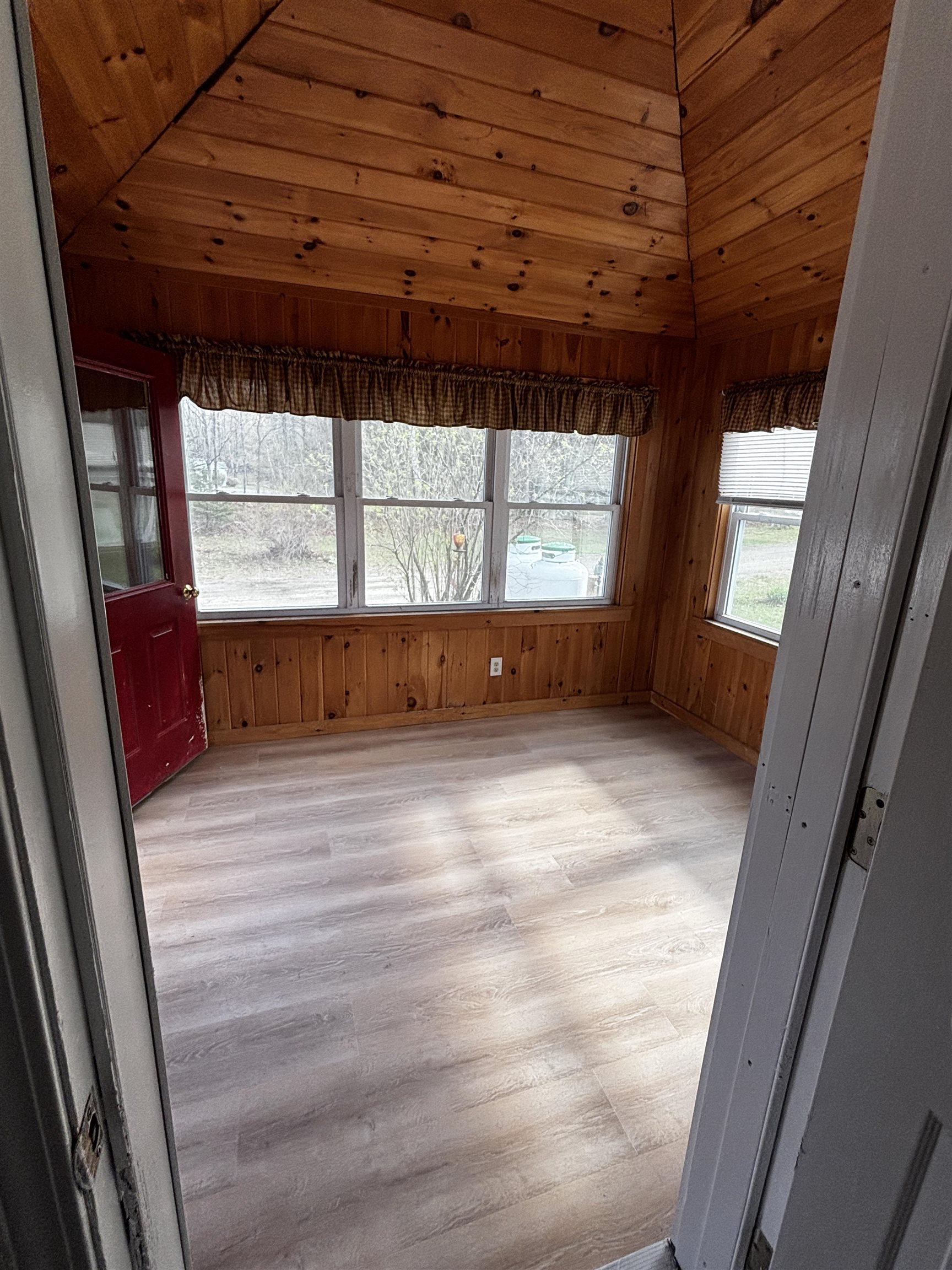 49 River Road Westmoreland, NH 03467 - Photo 5 of 21