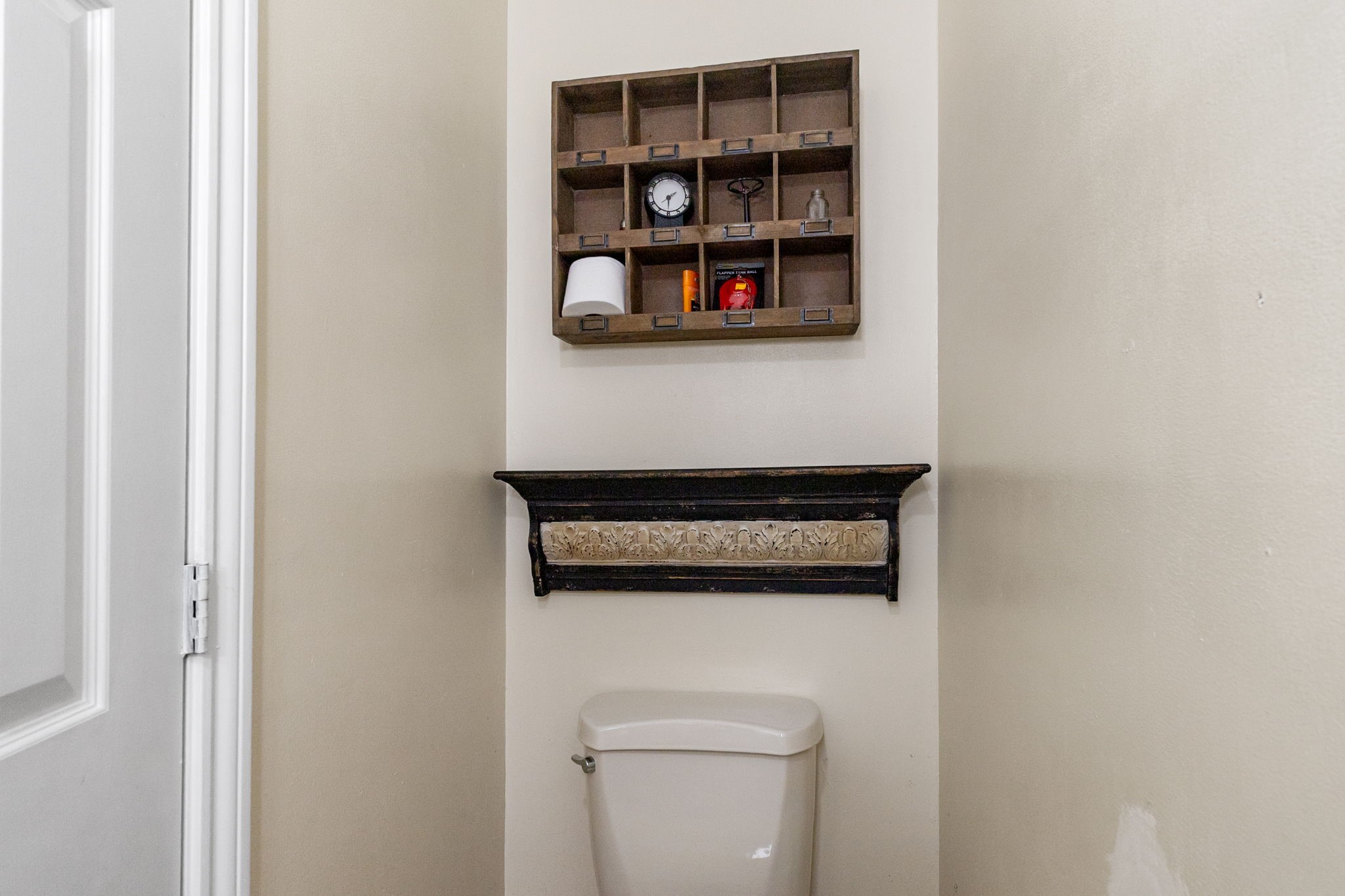 9139 Highway 94 Groveton, TX 75845 - Photo 27 of 49 a close view of a stove in a room