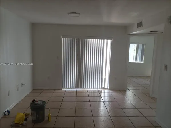$2,200 | 637 Southwest 3rd Street, Unit 206, Miami, FL 33130