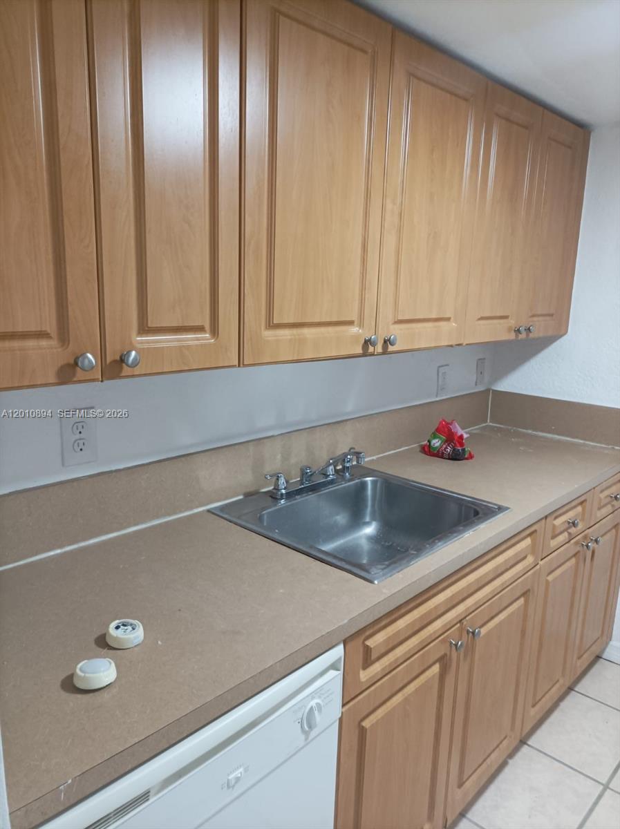 637 Southwest 3rd Street, Unit 206 Miami, FL 33130 - Photo 4 of 15