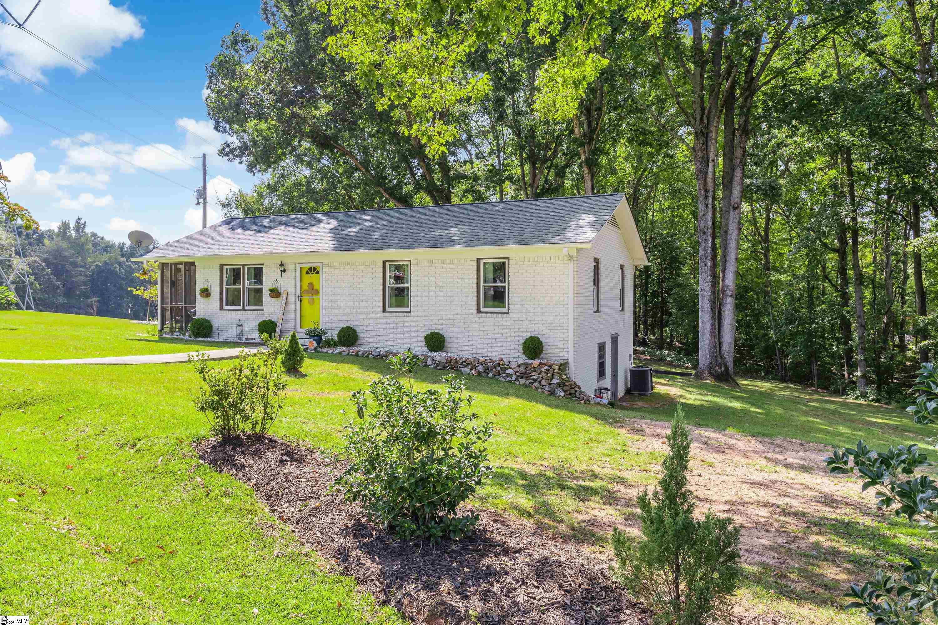 513 Good Road Landrum, SC 29356 - Photo 2 of 33