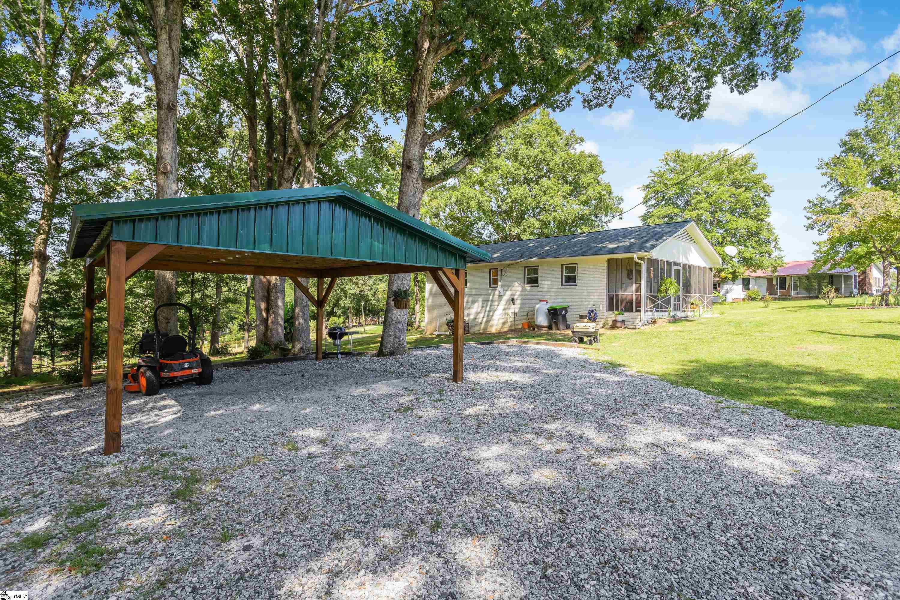 513 Good Road Landrum, SC 29356 - Photo 25 of 33