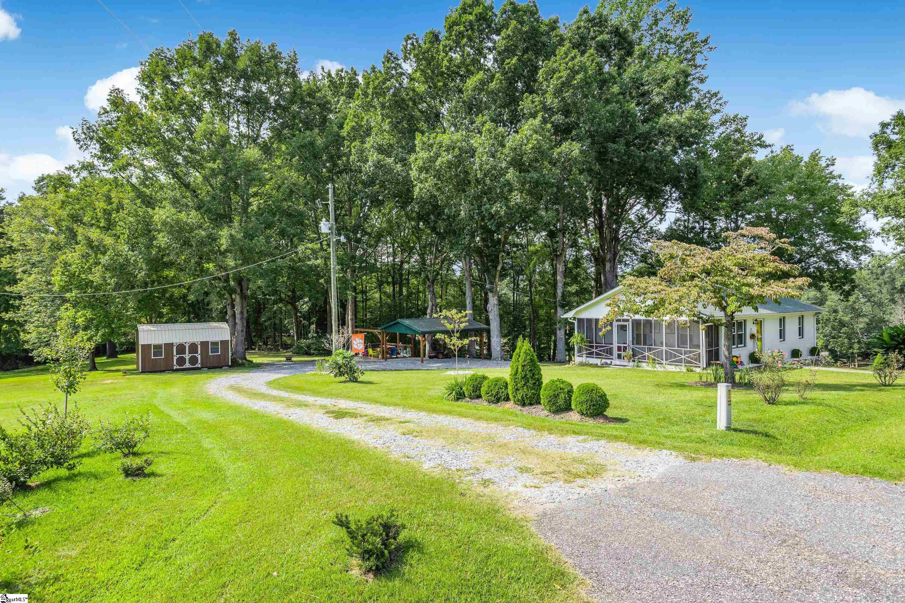 513 Good Road Landrum, SC 29356 - Photo 29 of 33