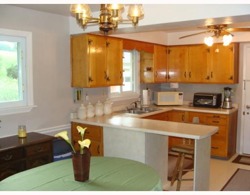 185 Piersol Road Belle Vernon, PA 15012 - Photo 3 of 18 Kitchen.