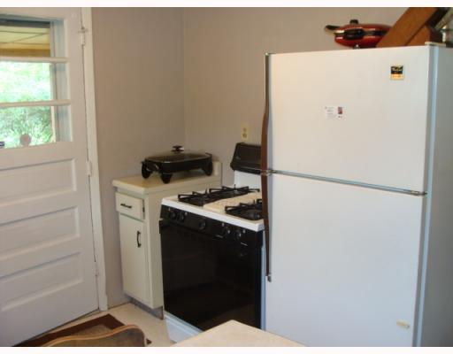 185 Piersol Road Belle Vernon, PA 15012 - Photo 4 of 18 Kitchen.