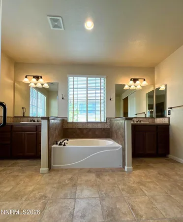 $3,195 | 7263 Foxwood Lane, Sparks, NV 89436