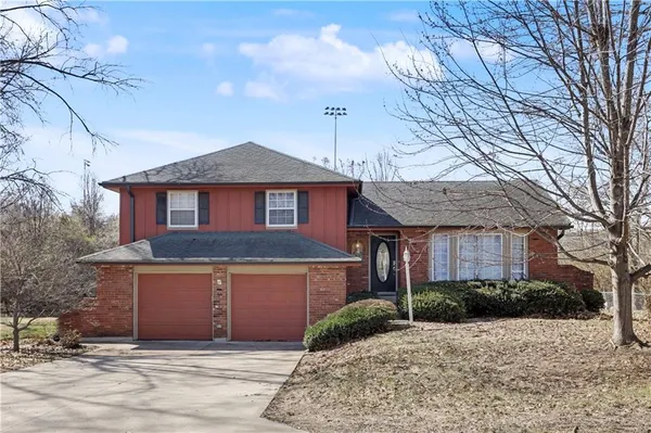 $255,000 | 6905 East 129th Street, Grandview, MO 64030