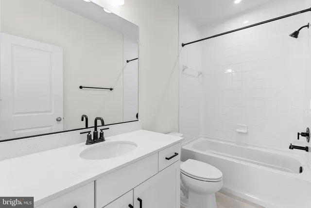 $599,999 | 17960 Alicia Avenue, Dumfries, VA 22026