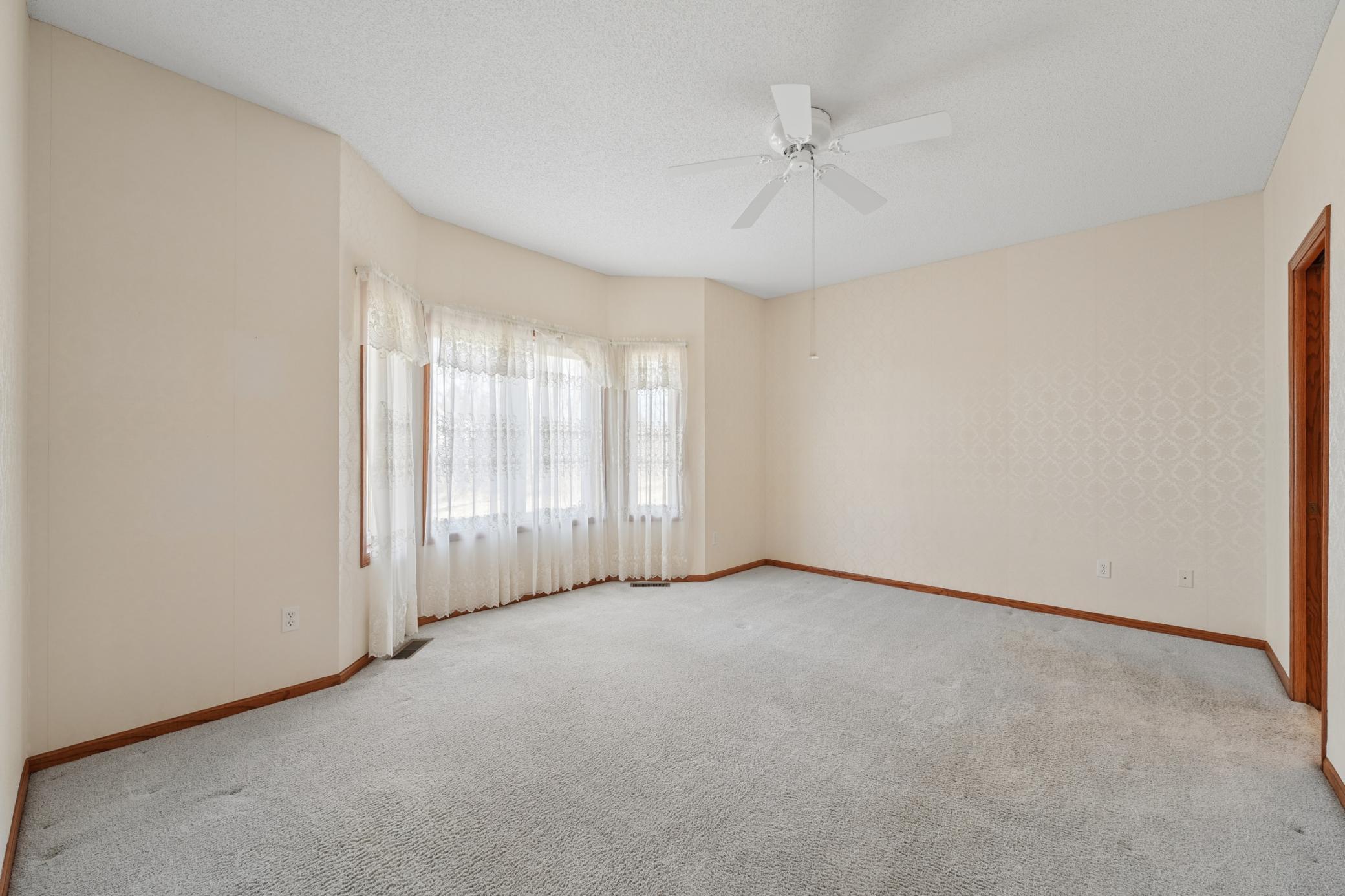 8040 Benjamin Street Northeast Spring Lake Park, MN 55432 - Photo 12 of 23