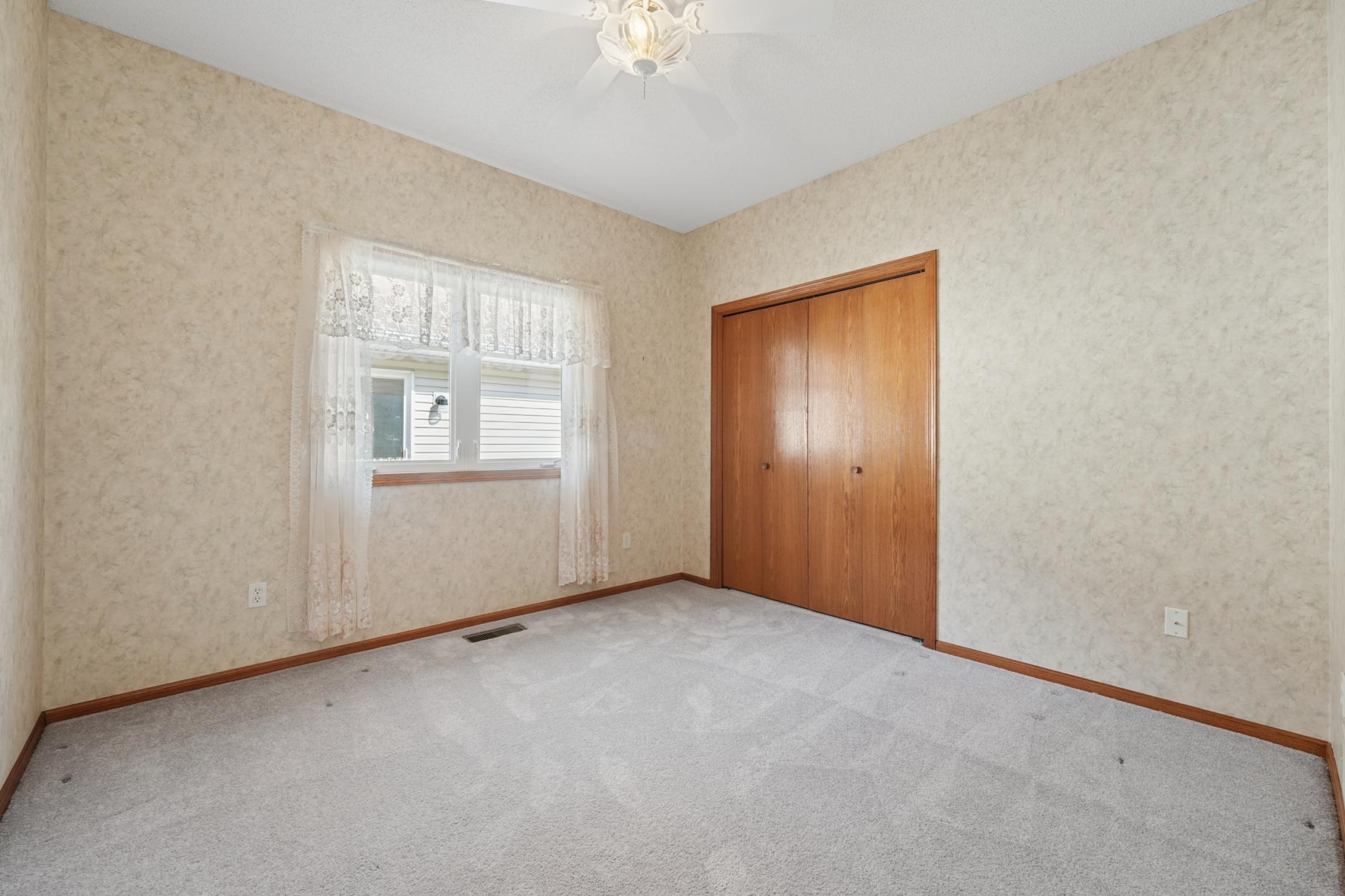 8040 Benjamin Street Northeast Spring Lake Park, MN 55432 - Photo 14 of 23