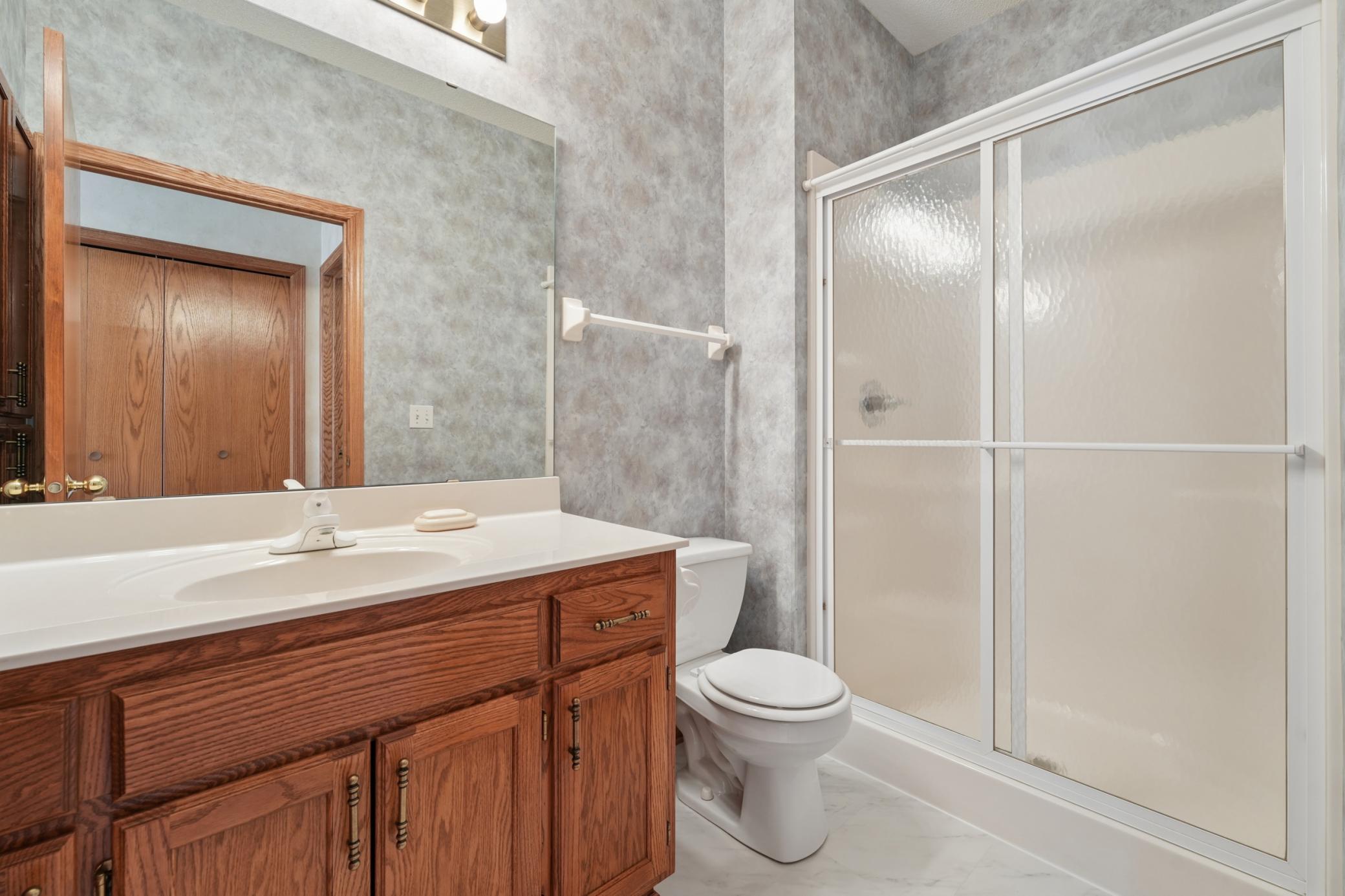 8040 Benjamin Street Northeast Spring Lake Park, MN 55432 - Photo 16 of 23