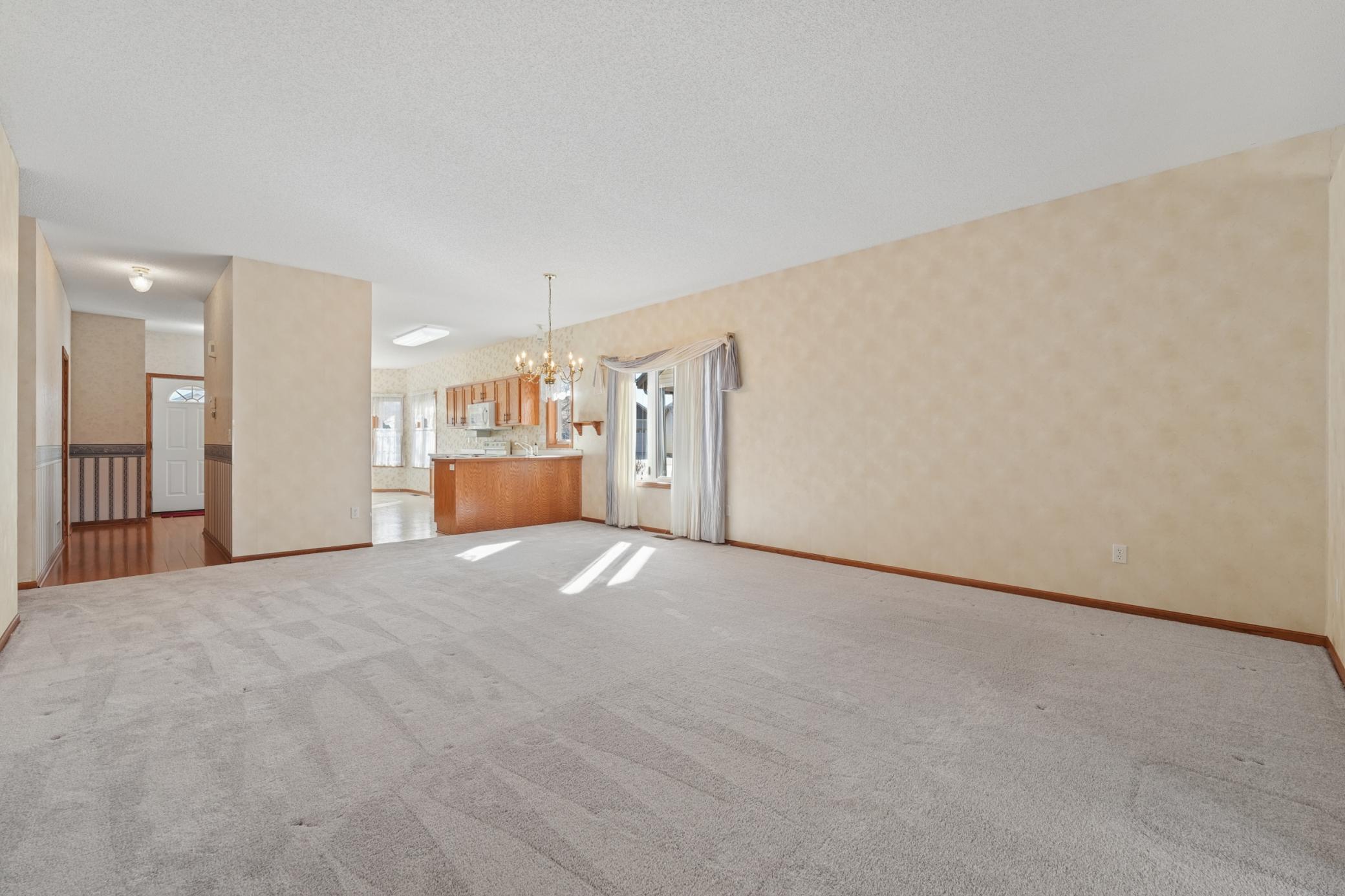 8040 Benjamin Street Northeast Spring Lake Park, MN 55432 - Photo 5 of 23