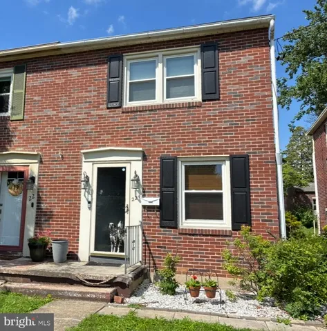 $1,450 | 22 1/2 East Pine Street, Ephrata, PA 17522