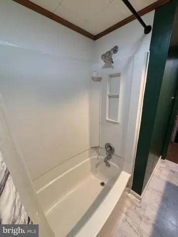 $1,450 | 22 1/2 East Pine Street, Ephrata, PA 17522