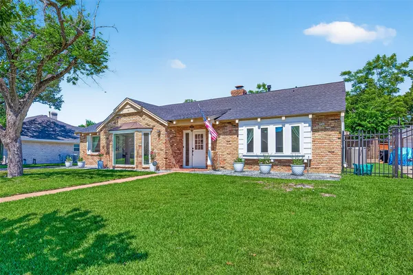 $549,900 | 2610 Teague Road, Houston, TX 77080